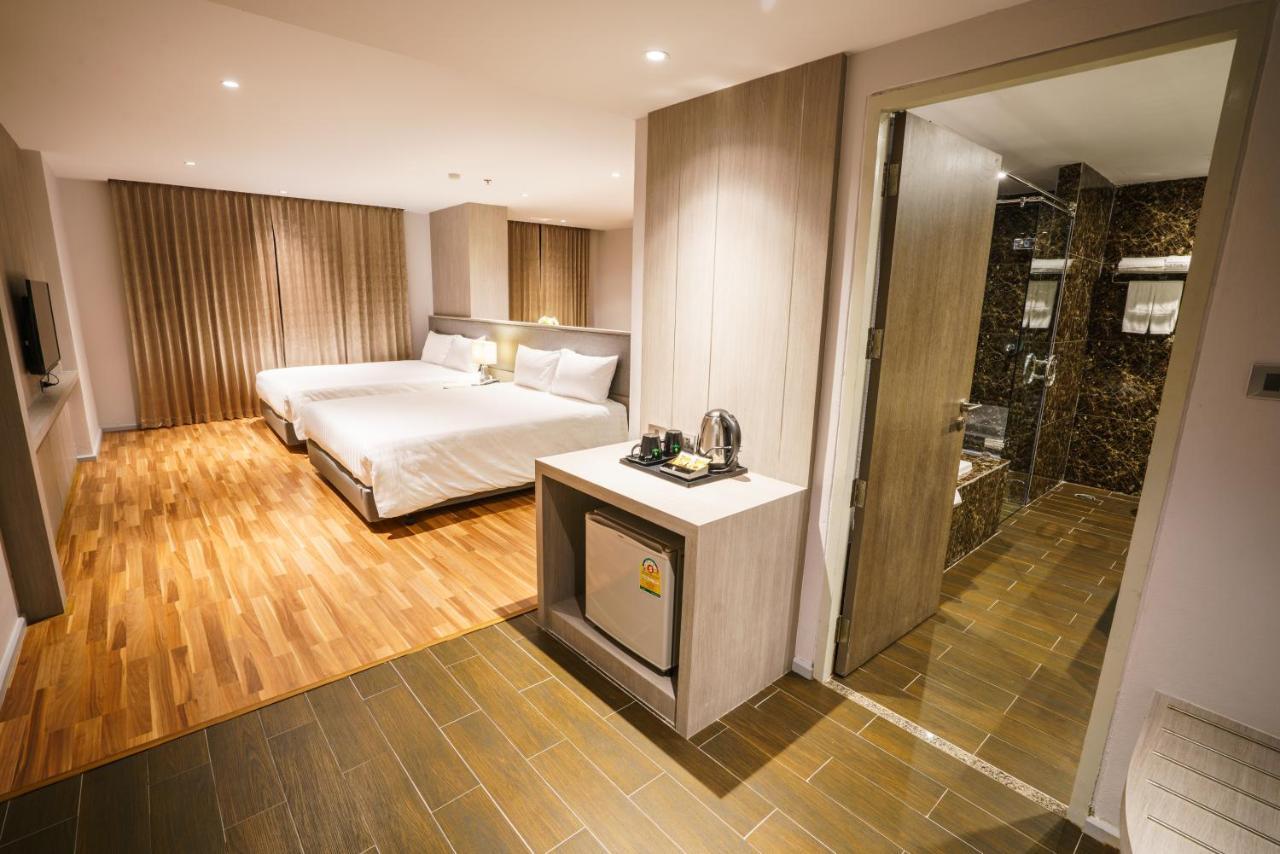 New Season Square Hotel Hat Yai Esterno foto