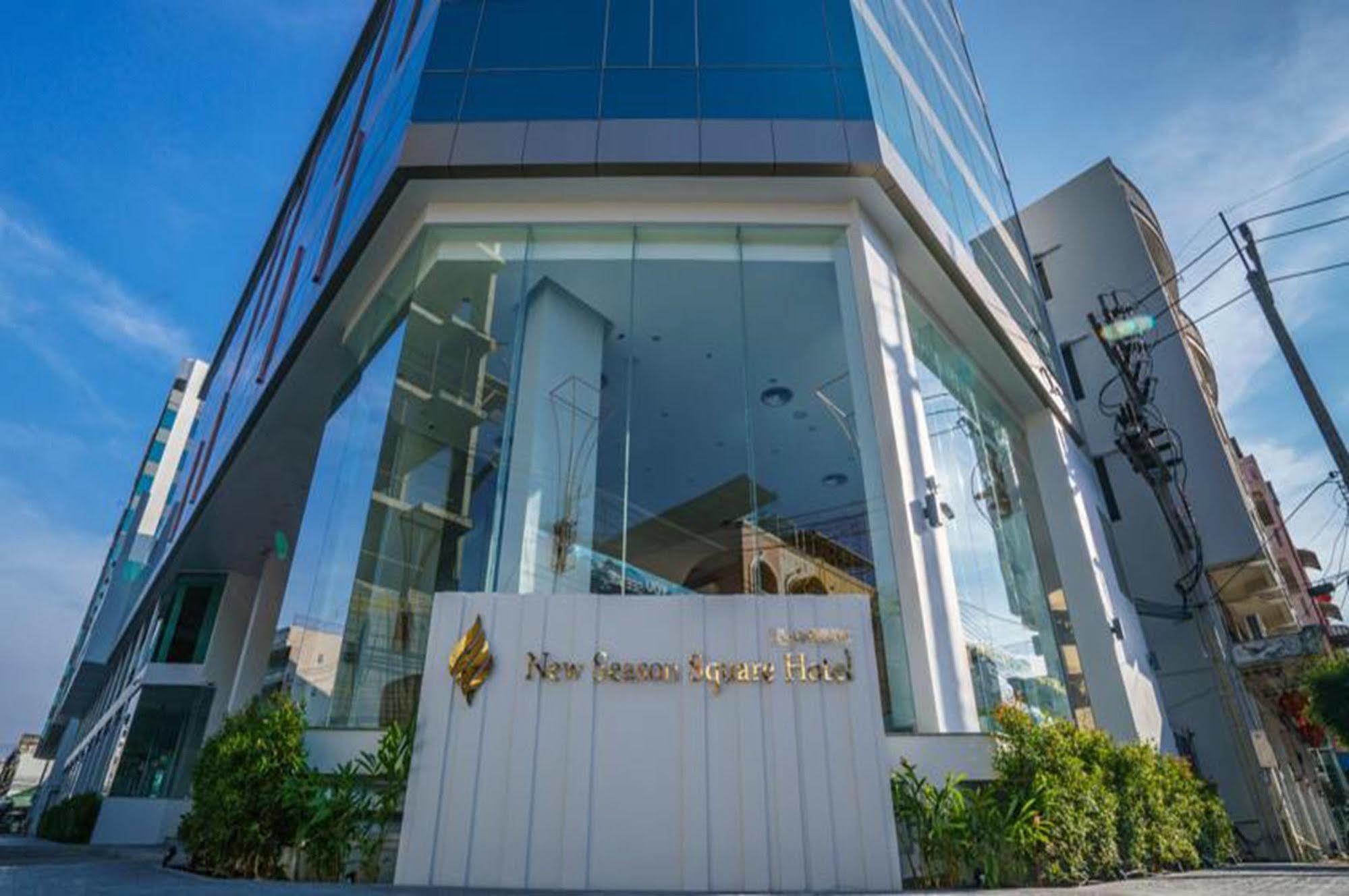 New Season Square Hotel Hat Yai Esterno foto