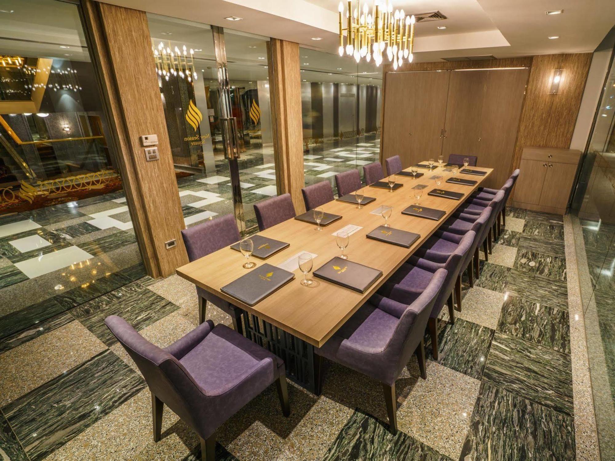 New Season Square Hotel Hat Yai Esterno foto