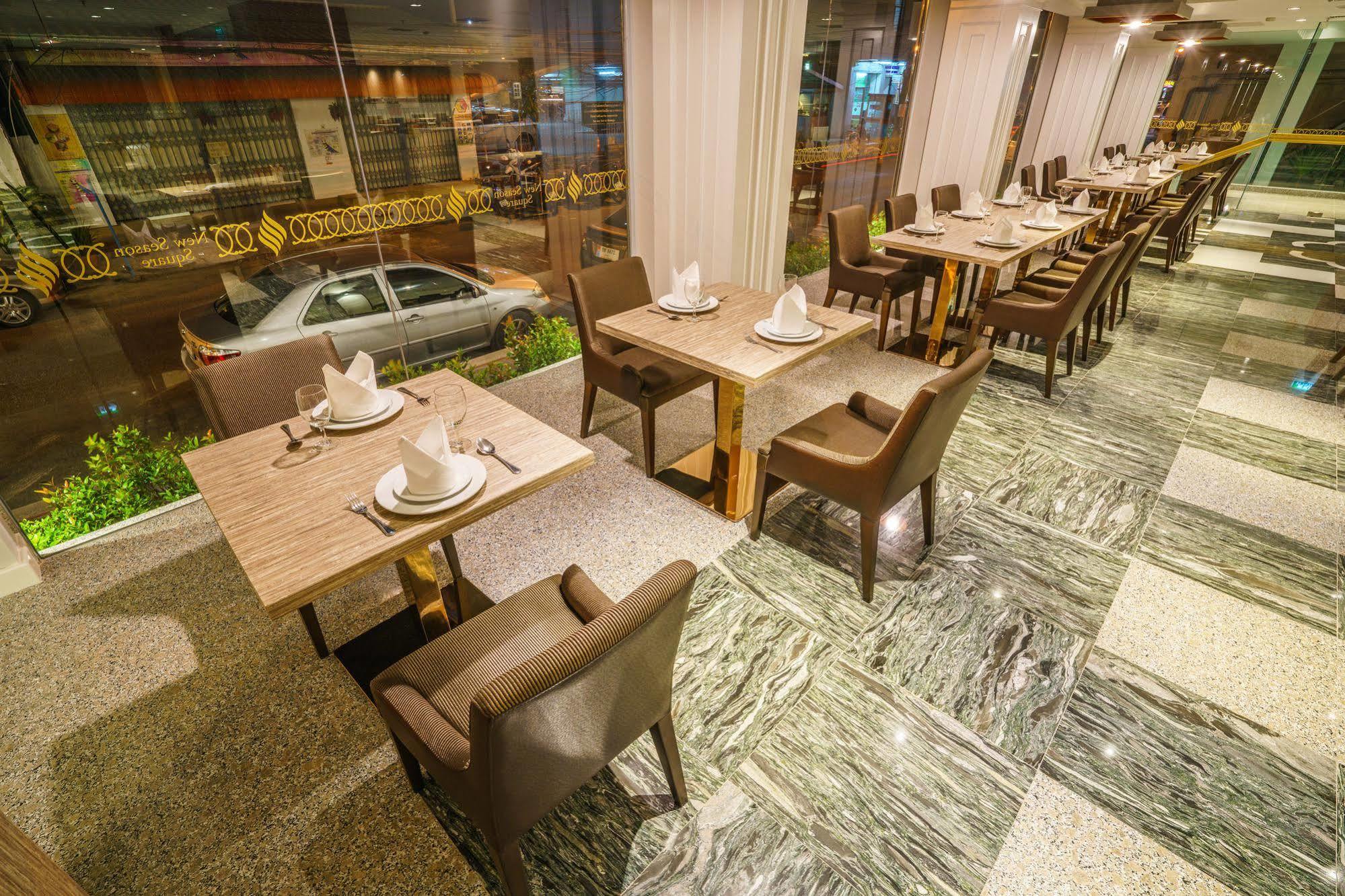 New Season Square Hotel Hat Yai Esterno foto