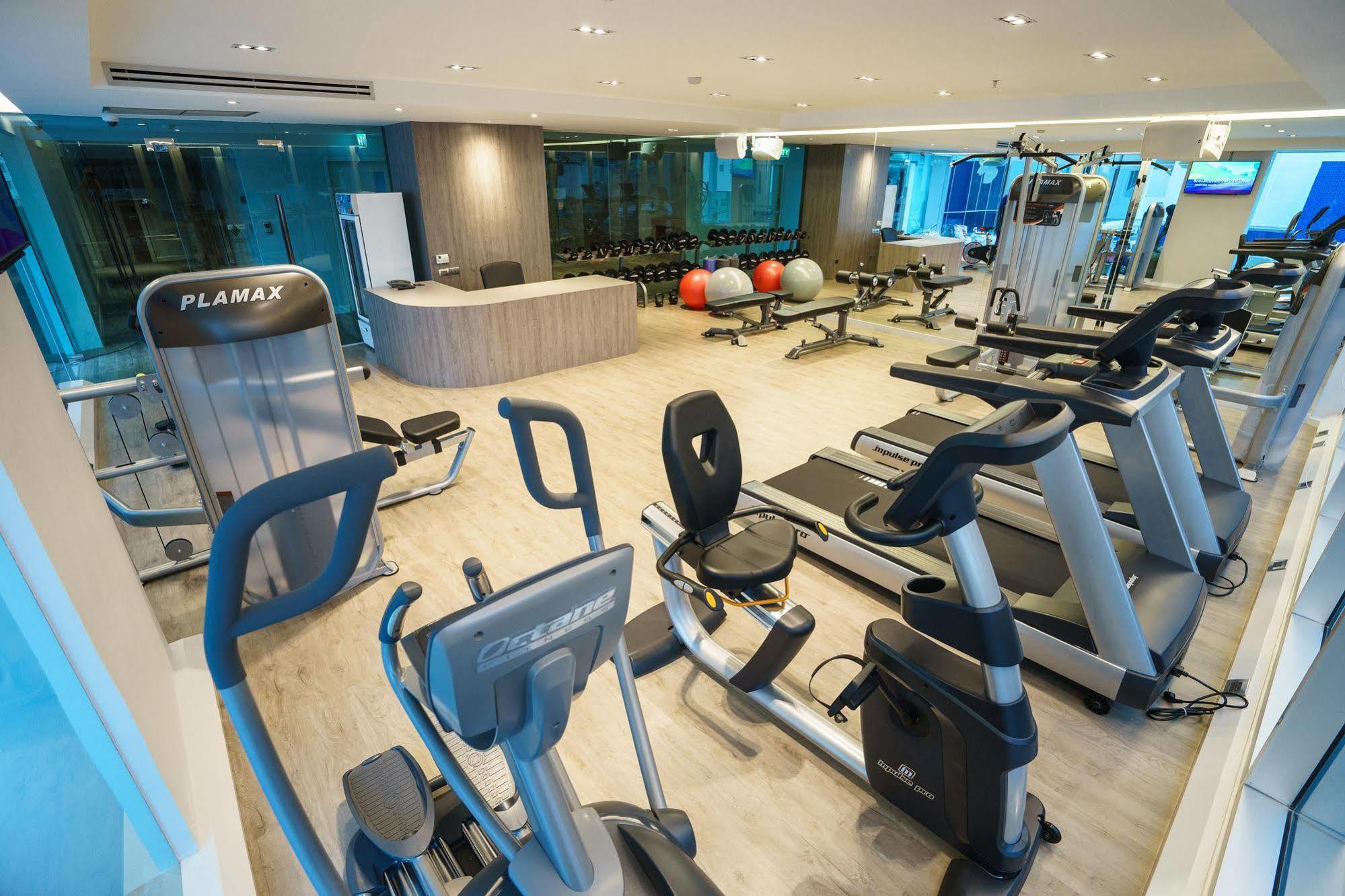 New Season Square Hotel Hat Yai Esterno foto